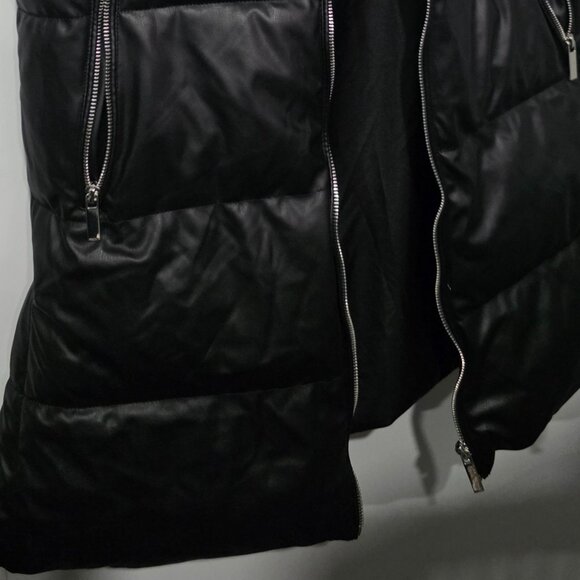 Zara Black Puffer Vest with Hood - Picture 2 of 4